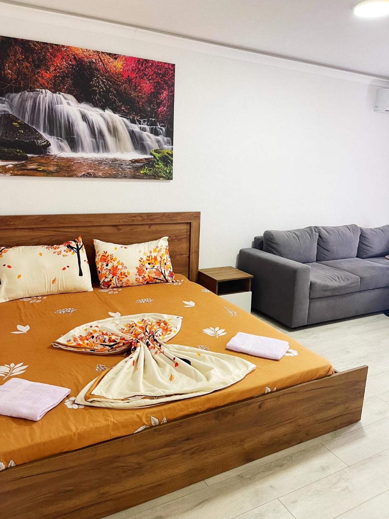 Infinity Plaza Hotel Gjakova Екстериор снимка