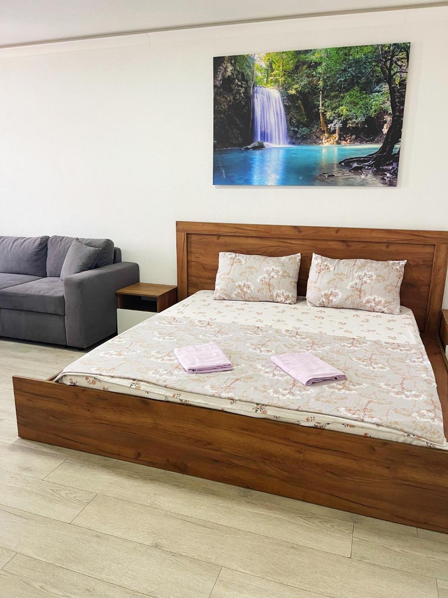 Infinity Plaza Hotel Gjakova Екстериор снимка