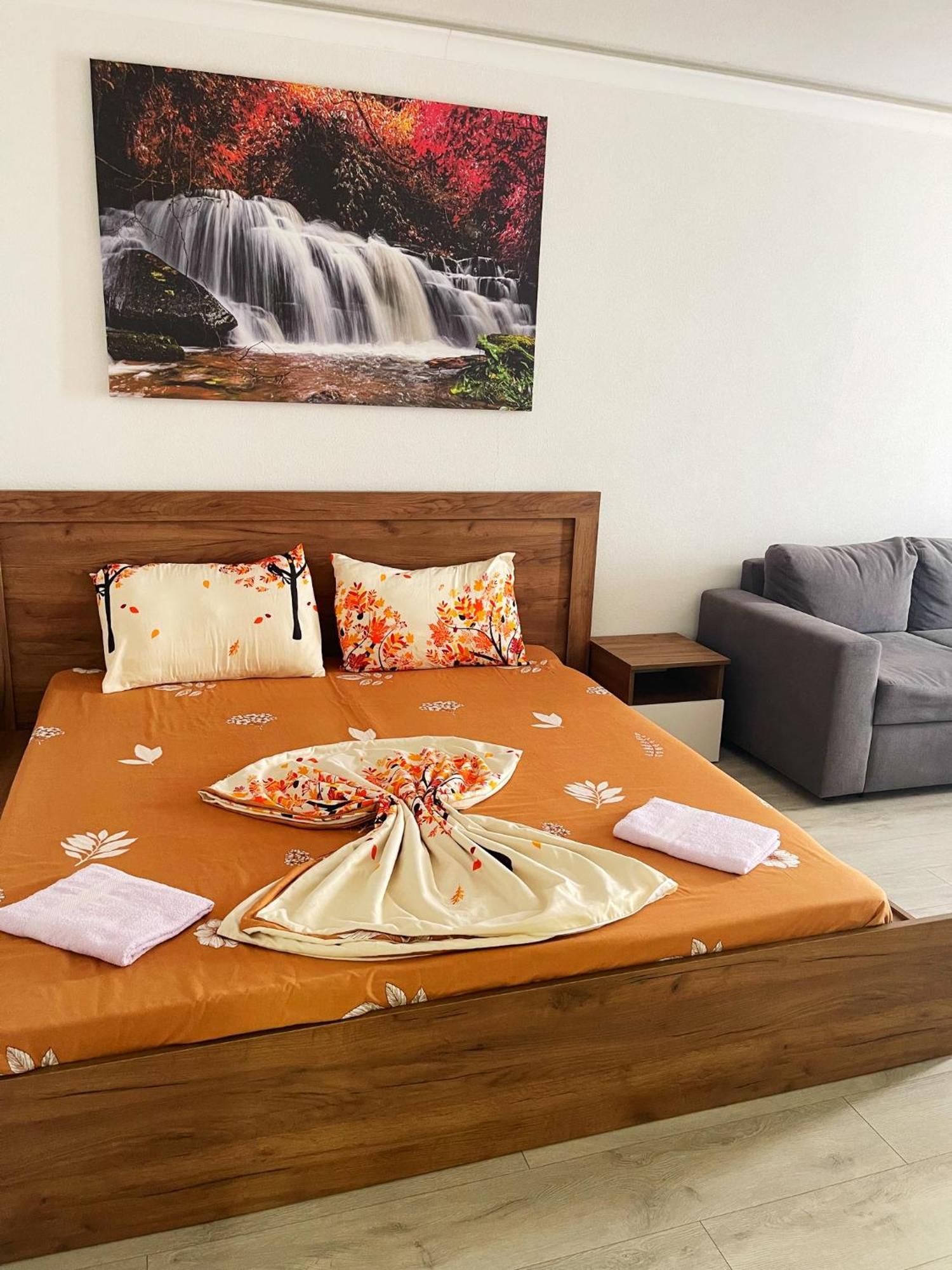 Infinity Plaza Hotel Gjakova Екстериор снимка